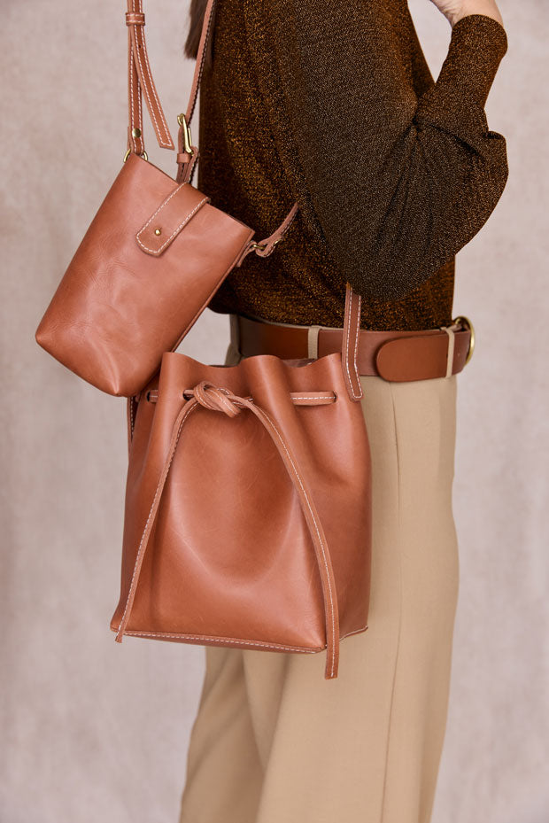 TAN Byrd Bucket List Bag