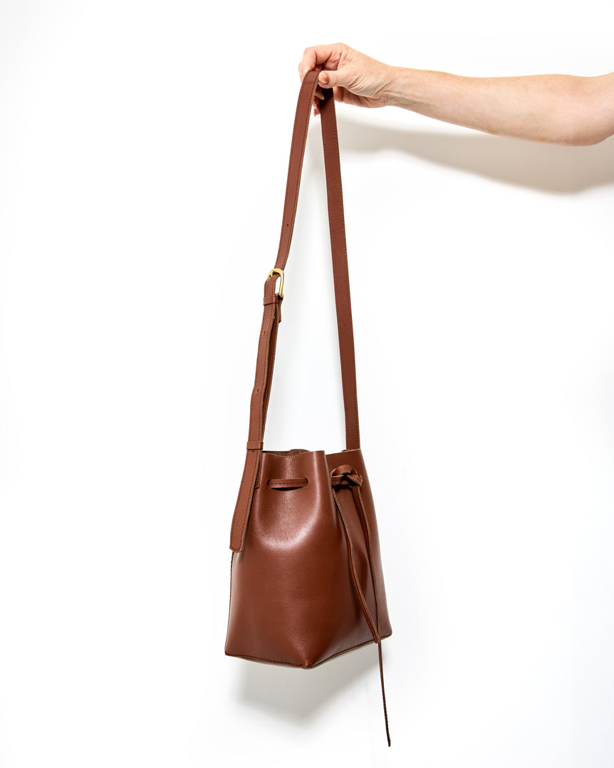 BROWN Byrd Bucket List Bag